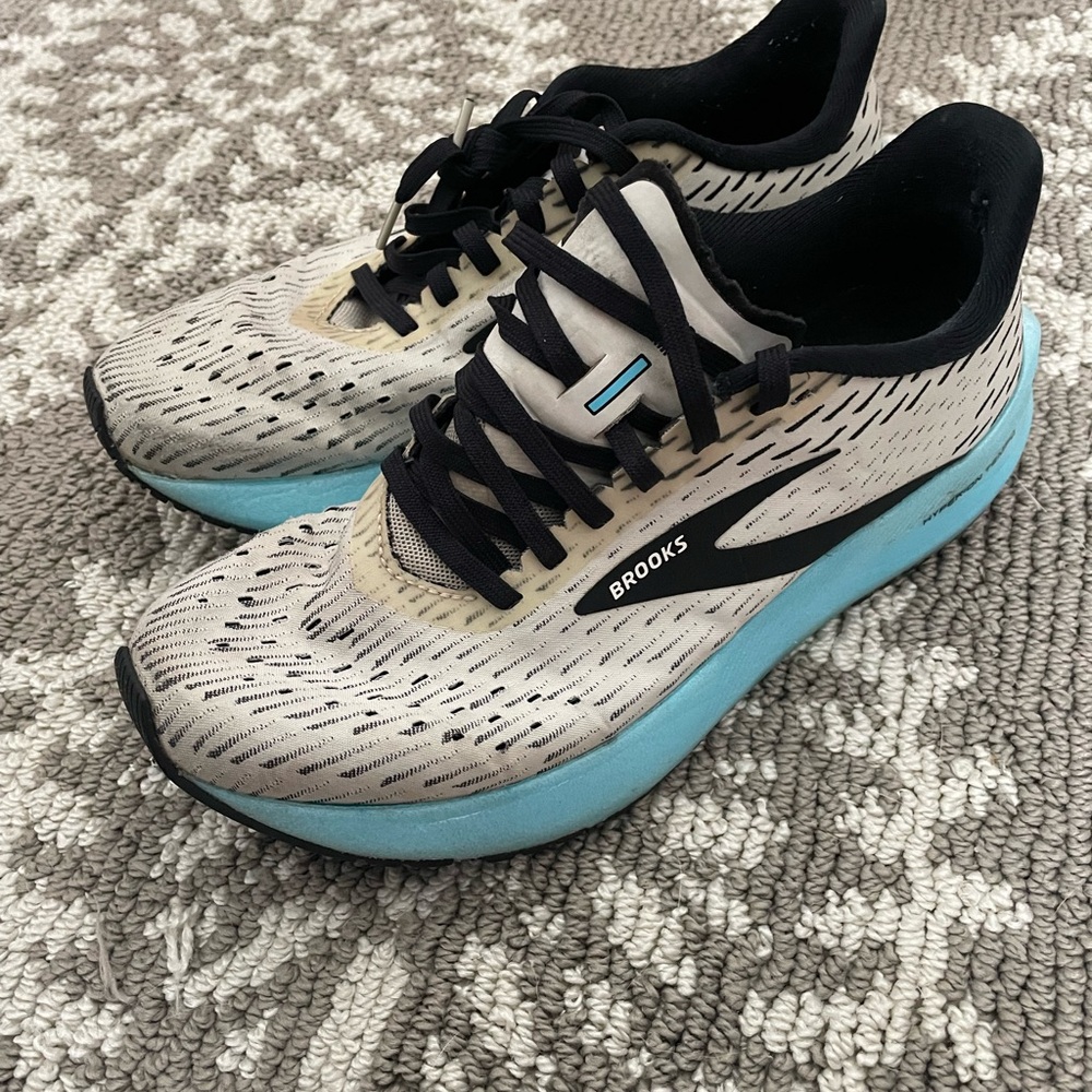 Brooks Beige and Blue Running Shoes